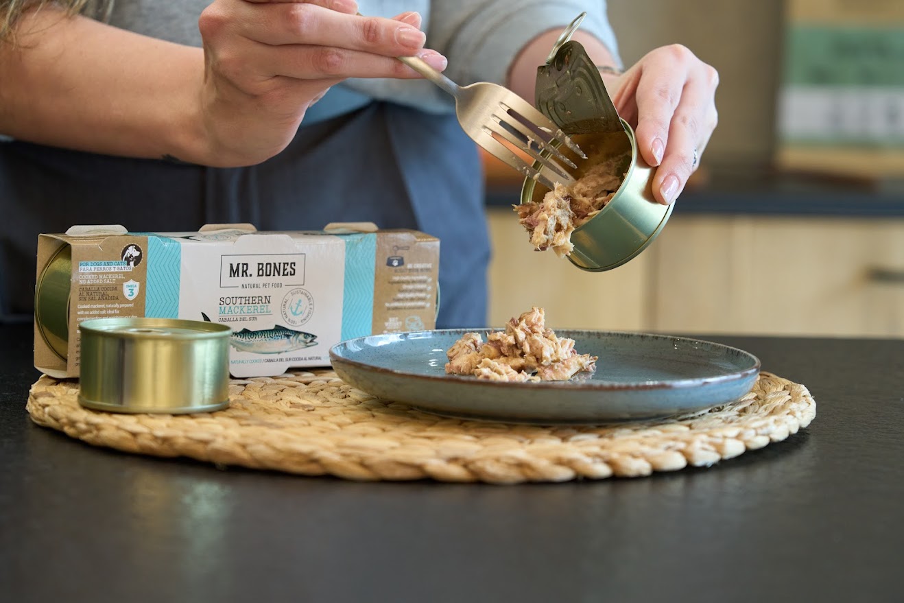 Cooked mackerel topper