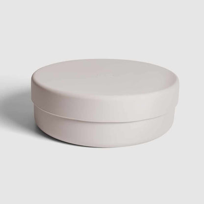 Silicone bowl with lid