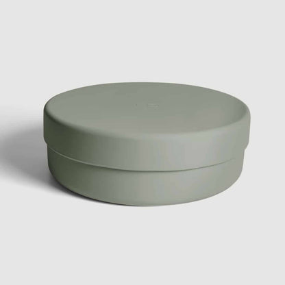 Silicone bowl with lid